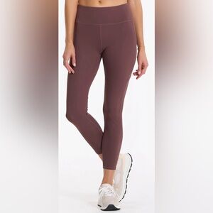 Vuori Stride Legging in Chestnut